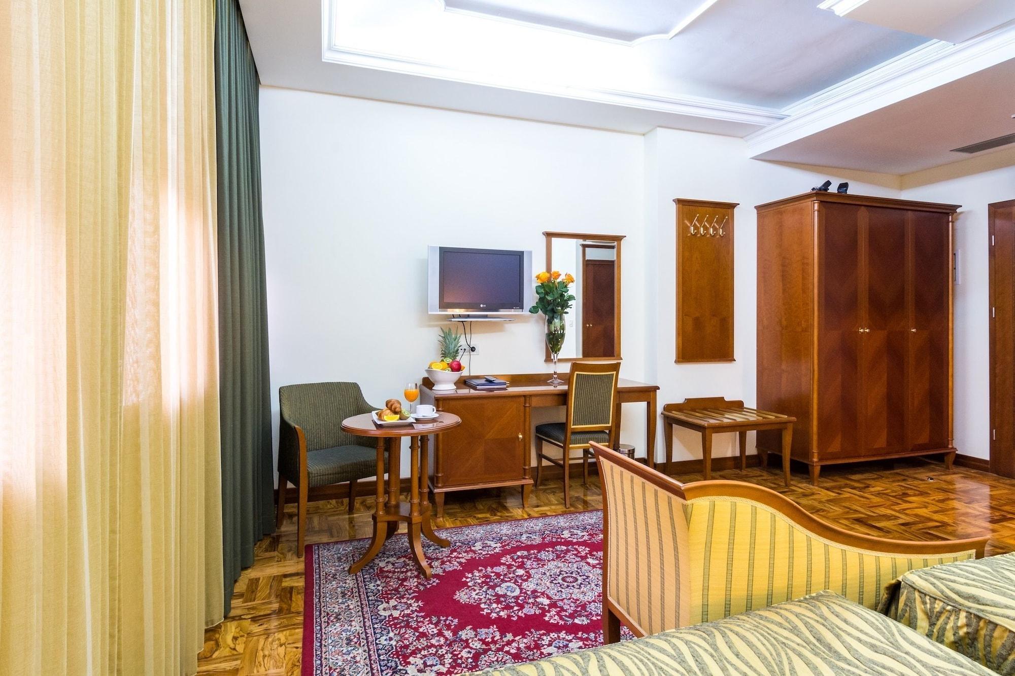 Palazzo President Hotel Split Luaran gambar